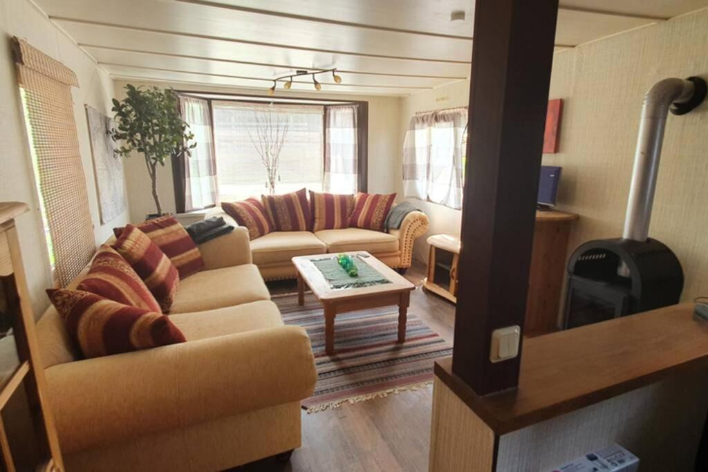 ベンネッケンシュタインTiny House Mit Indianerzelt Und Lagerfeuer Im Harzアパートメント エクステリア 写真